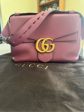 Gucci GG Marmont Flap Shoulder Bag in Rose Pink with Gold GG Logo